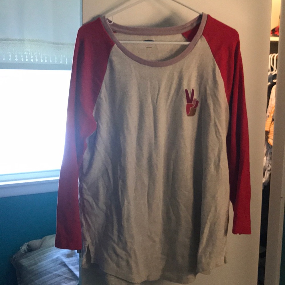 3/4 sleeve sweatshirt top